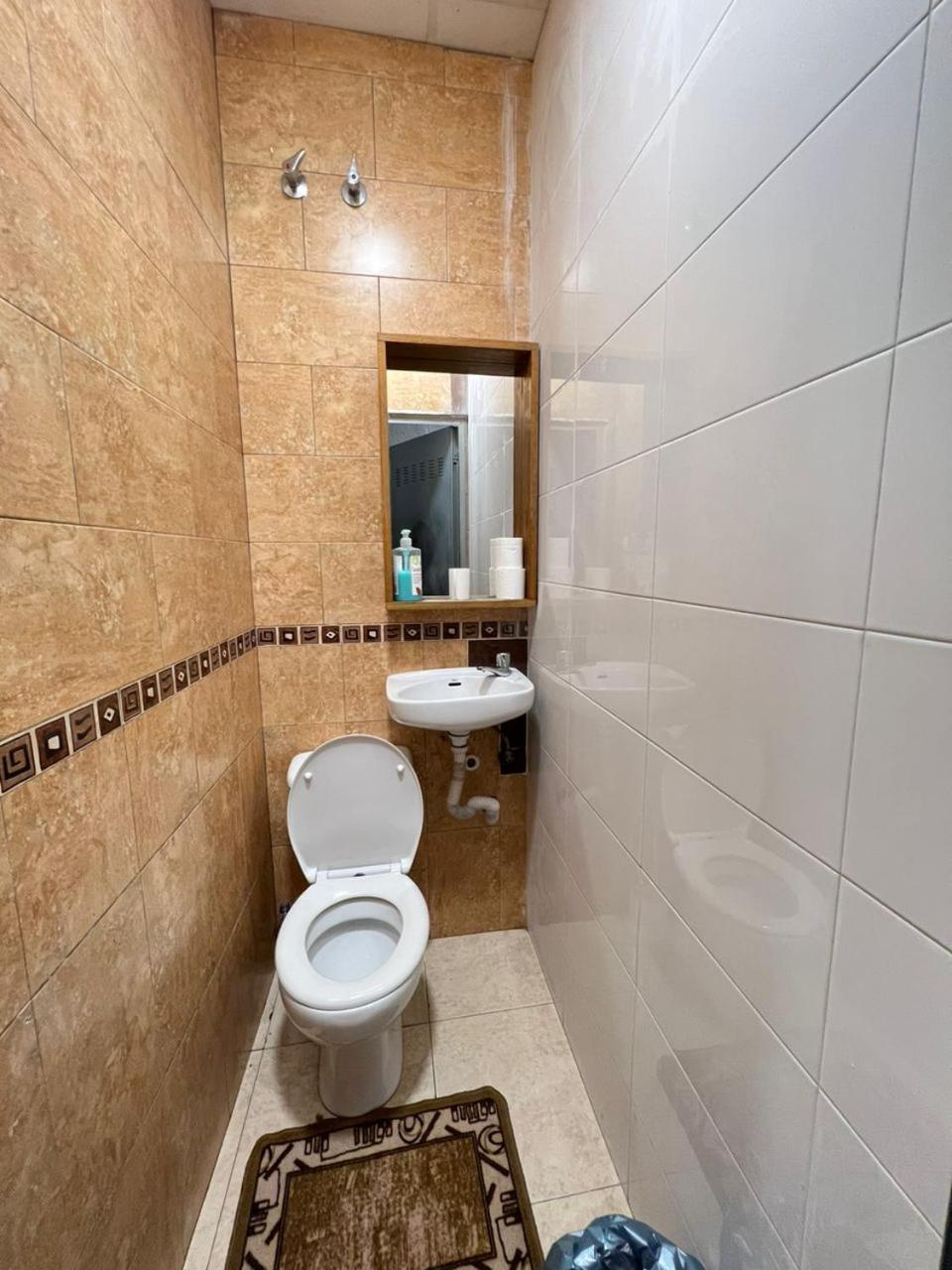 Hostal Milan Alicante Exteriör bild